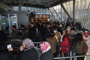 Bursa teleferikte uzun kuyruklar oluştu