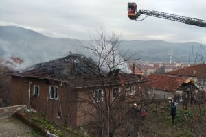 Yeni yılda evsiz kaldılar