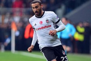 Cenk Tosun transferi imzalara kaldı