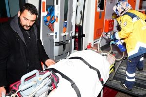 Bursa'da çatıdan düşen kişi ağır yaralandı