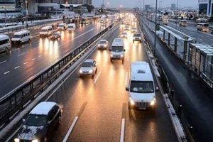 Trafikte pilot uygulama başlıyor! Önce mesaj sonra ceza...