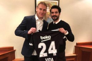 Vida imza için geliyor