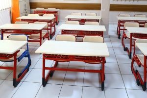 Sahte diplomayla 17 yıl öğretmenlik yapmış