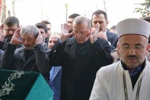 Erdoğan'dan kas hastası Samet'e son görev