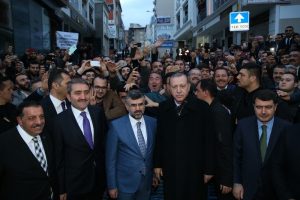 Erdoğan, Sultanbeyli Belediyesini ziyaret etti