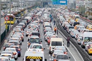 Şehir merkezlerinde otomobil sınırı! Caydırıcı önlemler geliyor