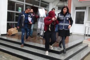 Gaspçılar polisten kaçamadı