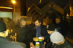 Bursa Gürsu protokolü seher vakti ilçe halkıyla buluşuyor