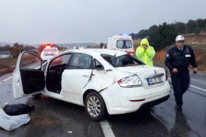 Taziye dönüşü kaza: 1 ölü, 2 yaralı