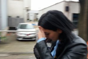 Bursa'da evli sevgilisiyle bir olup eski nişanlısının evini soydular