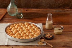 Organik tahinli baklava yaptılar