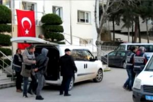 Bursa'da uyuşturucu operasyonu! 5 kişi yakalandı