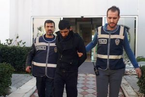 Antalya'da tırları soyan hırsızlar yakalandı