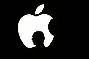Apple kusurunu itiraf etti