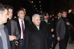 Başbakan Yıldırım'a Kırşehir'de yoğun ilgi