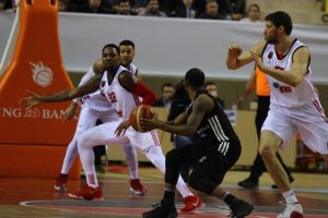 Beşiktaş zorlu deplasmanda kazandı