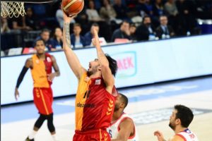 Ataman'lı Efes Aslan'ı devirdi