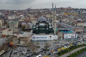 Yeni Camii restorasyonunun yüzde 50'si tamamlandı