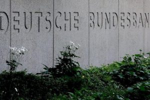 Bundesbank'tan yaşlı nüfus uyarısı