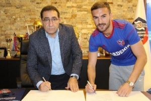 Karabükspor Alexe ile yeniden anlaştı