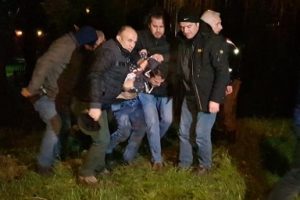 Cezaevi aracından firar etti, yakalandı
