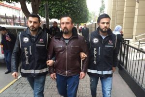 Kalpazanlar otele kartvizit bırakınca yakayı ele verdi
