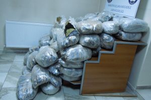 Erzurum'da 190 kilogram esrar ele geçirildi