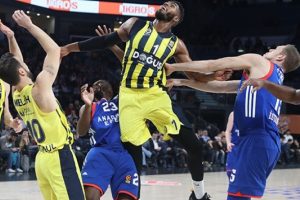 Türk derbisinde kazanan Fenerbahçe oldu