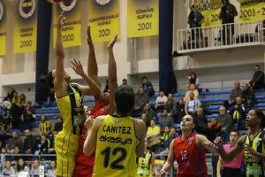 Fenerbahçei Mersin'de kaybetti