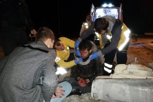 Bursa'da darp edilen genç motosikletiyle kaza yaptı