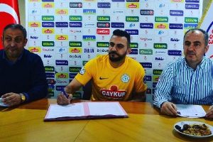 Çaykur Rizespor, Kaya Tarakçı ile imzaladı