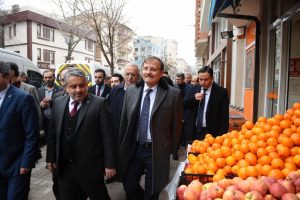 Bursa'da Başbakan Yardımcısı Çavuşoğlu'nun esnaf ziyareti