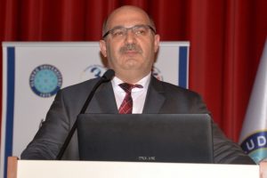 Bursa'da Ulusal Profesyoneller ve Başarılı Yöneticilerle Sektörler Kongresi