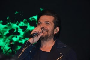 ''Bugün hava kalp yağışlı olsun''