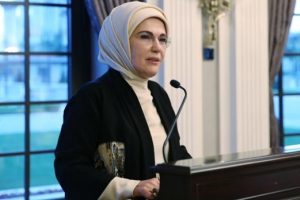 Emine Erdoğan: Yer kürenin bir devrime ihtiyacı var
