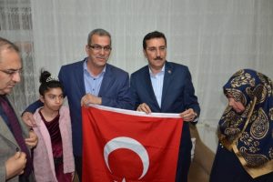 Tüfenkci'den asker ailelerine ziyaret