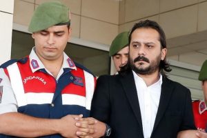 Emrah Serbes'ten, 4,5 milyon liralık tazminat talep edildi