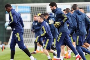 Fenerbahçe, derbi hazırlıklarını sürdürdü