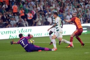 Timsah, son 15 maçtır yenemediği Galatasaray'a konuk olacak