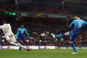 Östersunds, Arsenal'ı devirdi ama...