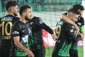 Akhisarspor, Konyaspor'u farklı geçti