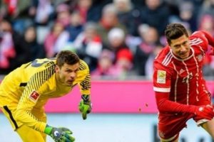 Bayern Münih evinde fren yaptı