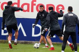 Beşiktaş Fenerbahçe maçı hazırlıklarını tamamladı