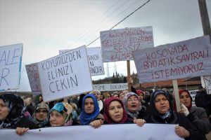 Bursa'da köylü kadınlardan koku eylemi