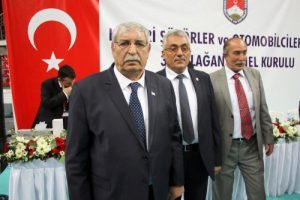 32 yıldır başkanlık yapıyordu, 4 yıllığına daha seçildi