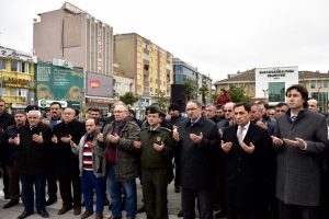 Bursa'dan Mehmetçiğe 2 tır destek