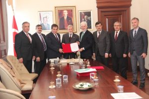 Bursa İnegöl'e iki yeni okul için imzalar atıldı