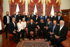 Sanatçılar Cumhurbaşkanı'nın doğum gününü unutmadı