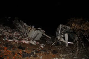 Gece feci kaza: 2 ölü, 1 yaralı