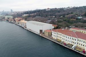 Tarihi Kabataş Erkek Lisesinde tartışmalı restorasyon